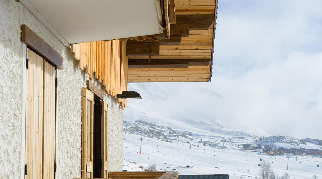 Madame Vacances Hotel Le Christina Alpe d'Huez Exteriör bild