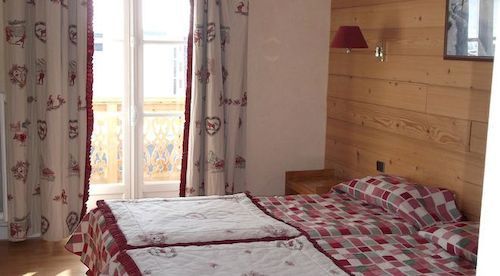 Madame Vacances Hotel Le Christina Alpe d'Huez Exteriör bild